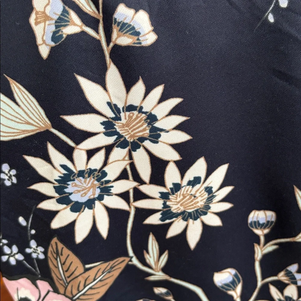 Vince Camuto Floral Printed Scuba Knit Sheath Dress Size 4 - Picture 6 of 12